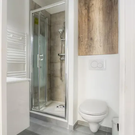 Bright Studio In Center Close To Jean Medecin And Station - Welkeys Nice